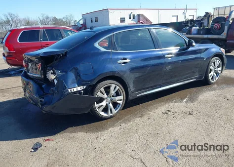 2019 Infiniti Q70L 3.7X Luxe z USA, uszkodzony, nr VIN JN1BY1PR5KM725605